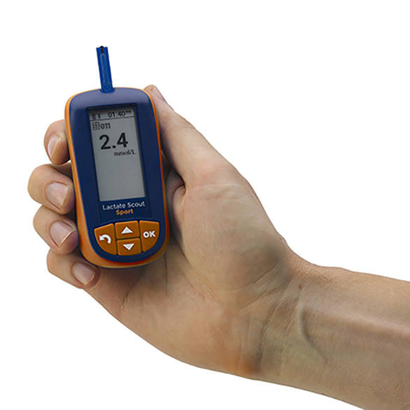 Lactate Scout Sport kädessä